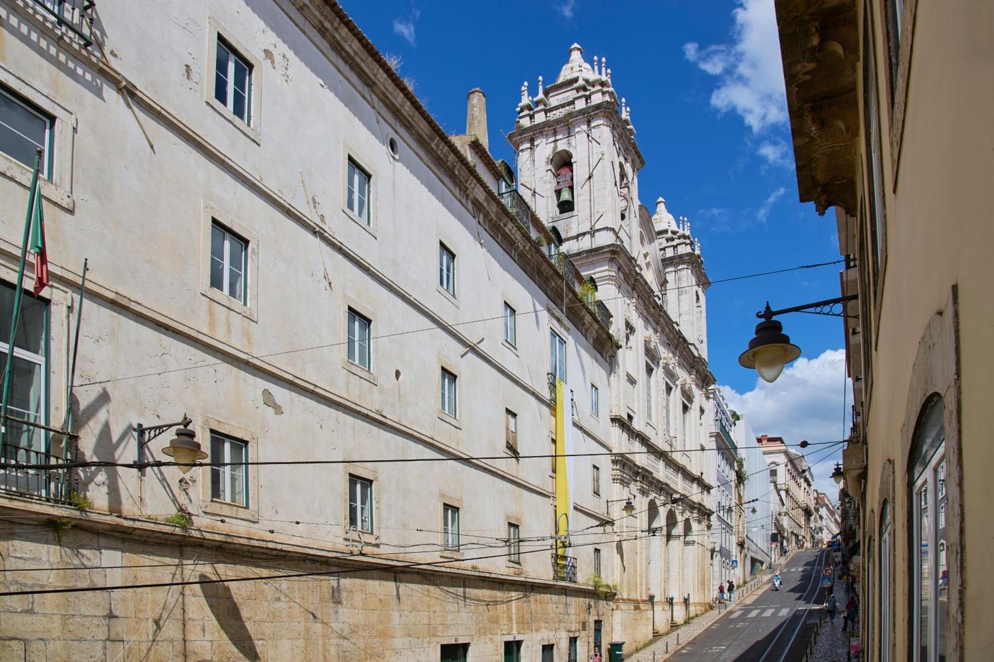 Апартаменты Casa Portuguesa Combro Лиссабон Экстерьер фото